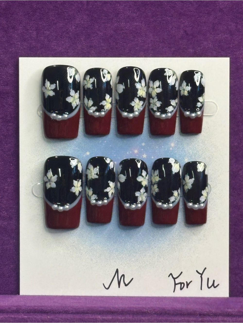 🖤 black floral press-on nail set, size M 🐥